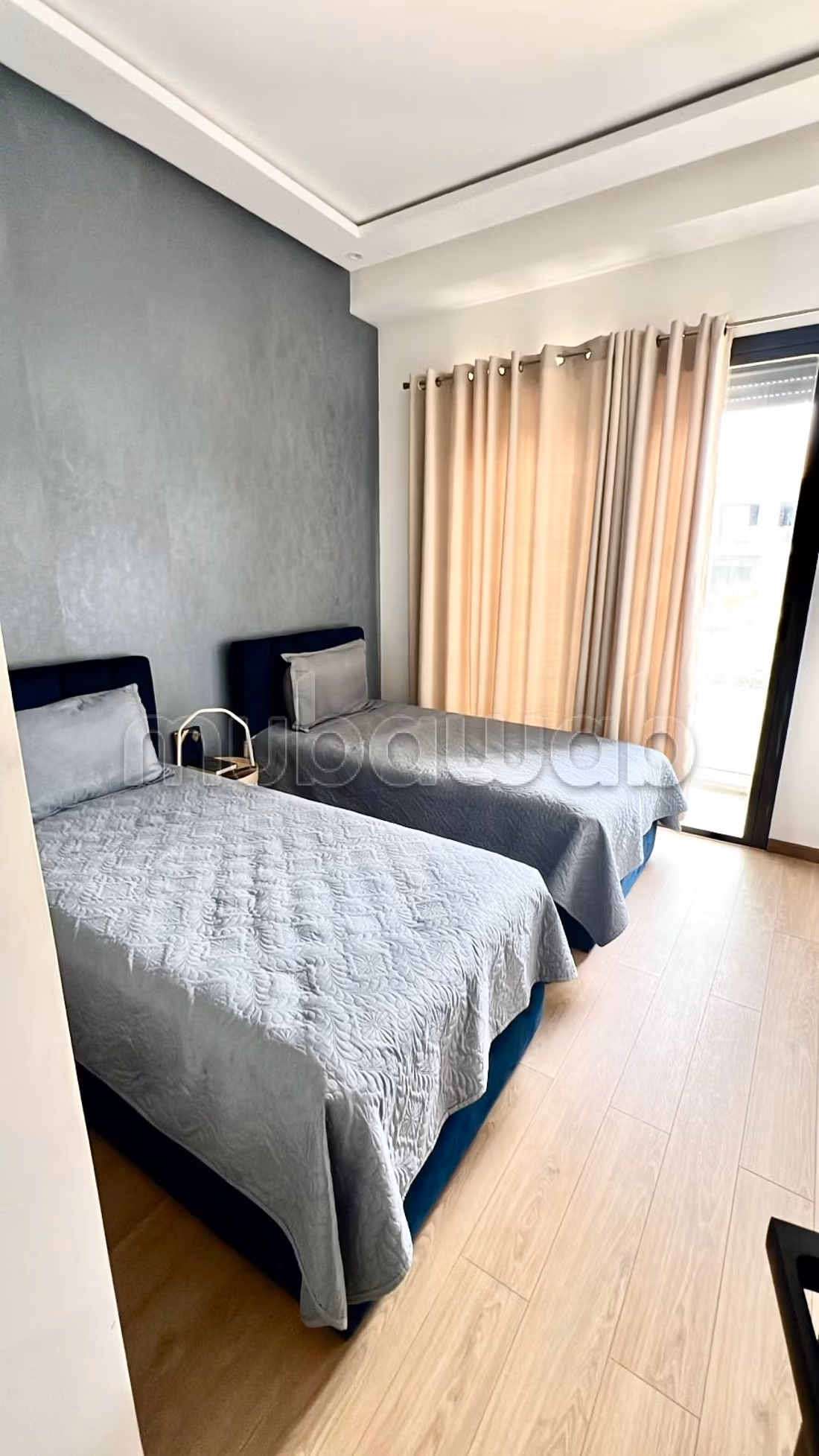 Louez cet appartement à Dar Bouazza. 3 belles chambres. Meublé