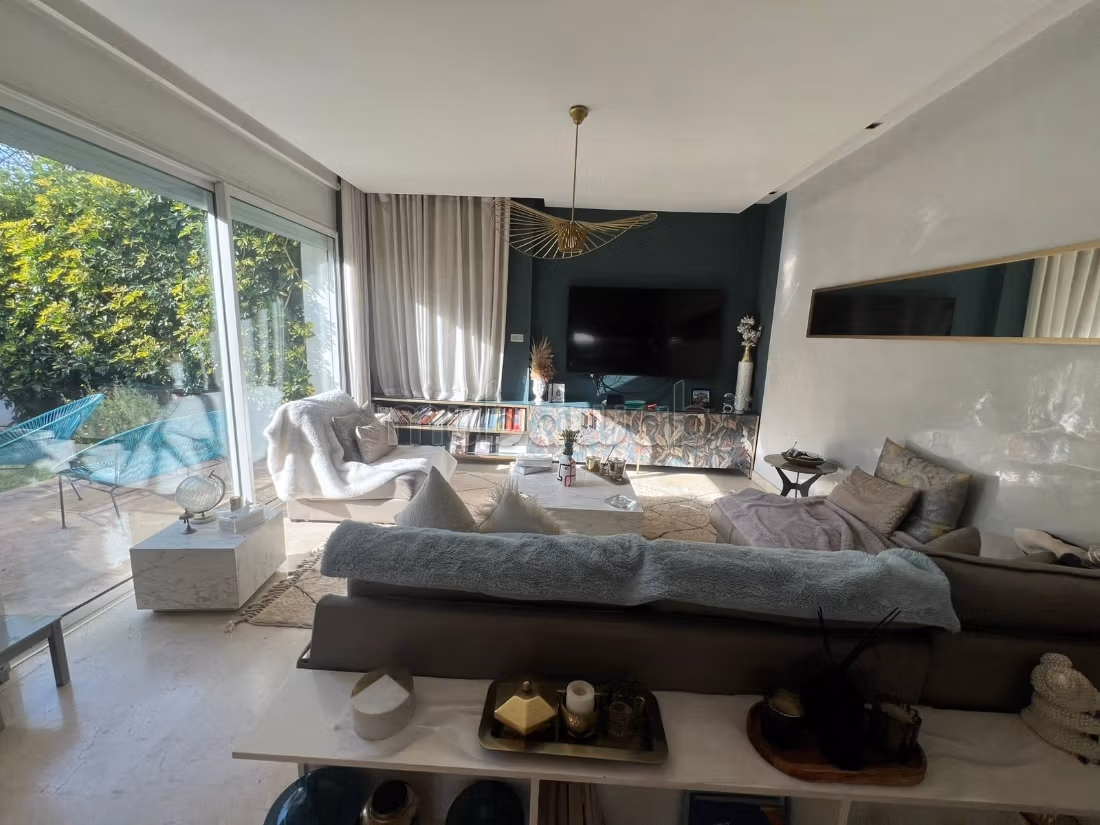 Bouskoura ville verte vente villa piscine jardin