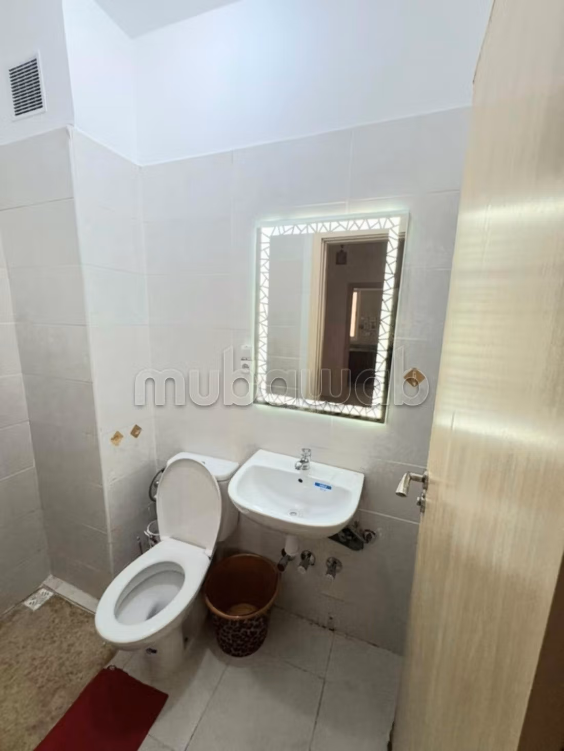 Appartement en location à Hay Mohammadi. Surface de 60 m². Meublé