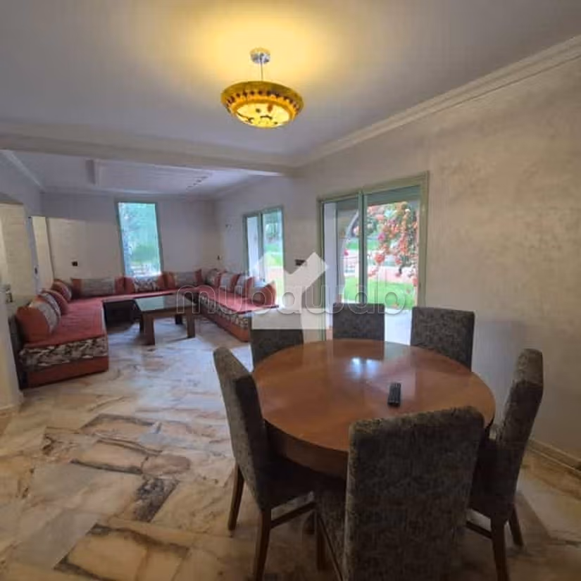 Appartamento in Affitto di 239.0 m² a Marrakech, Palmeraie