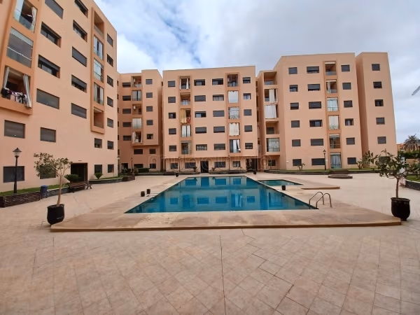 Bel monolocale in affitto in una residenza con piscina