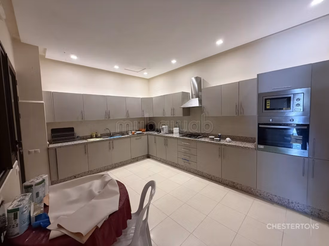High-standing semi-detached villa with pool on Route de l'Ourika