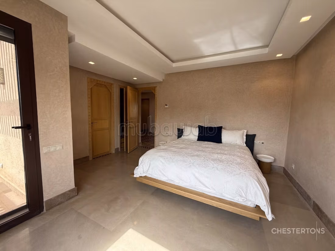 High-standing semi-detached villa with pool on Route de l'Ourika