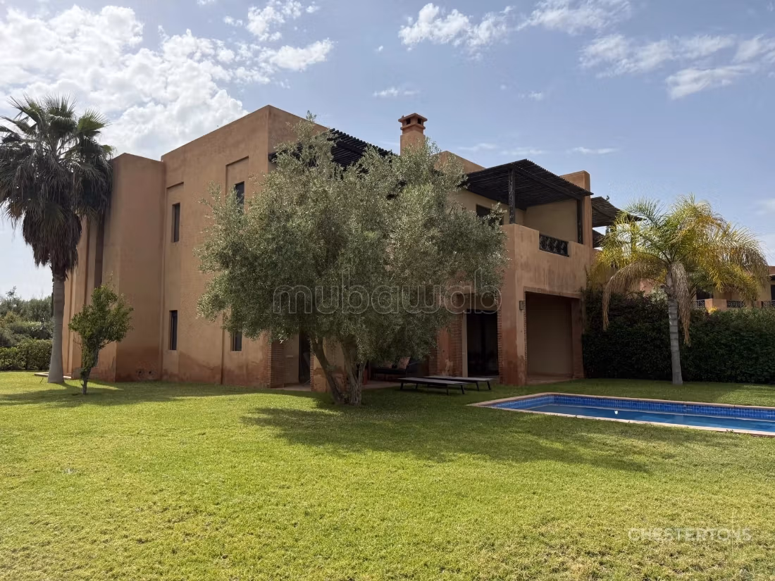 High-standing semi-detached villa with pool on Route de l'Ourika