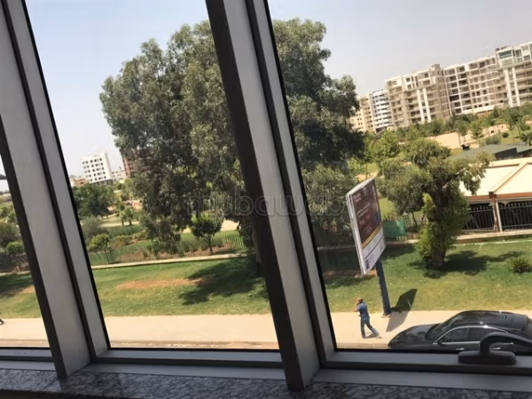 Piano uffici in affitto a Fès 71 m²
