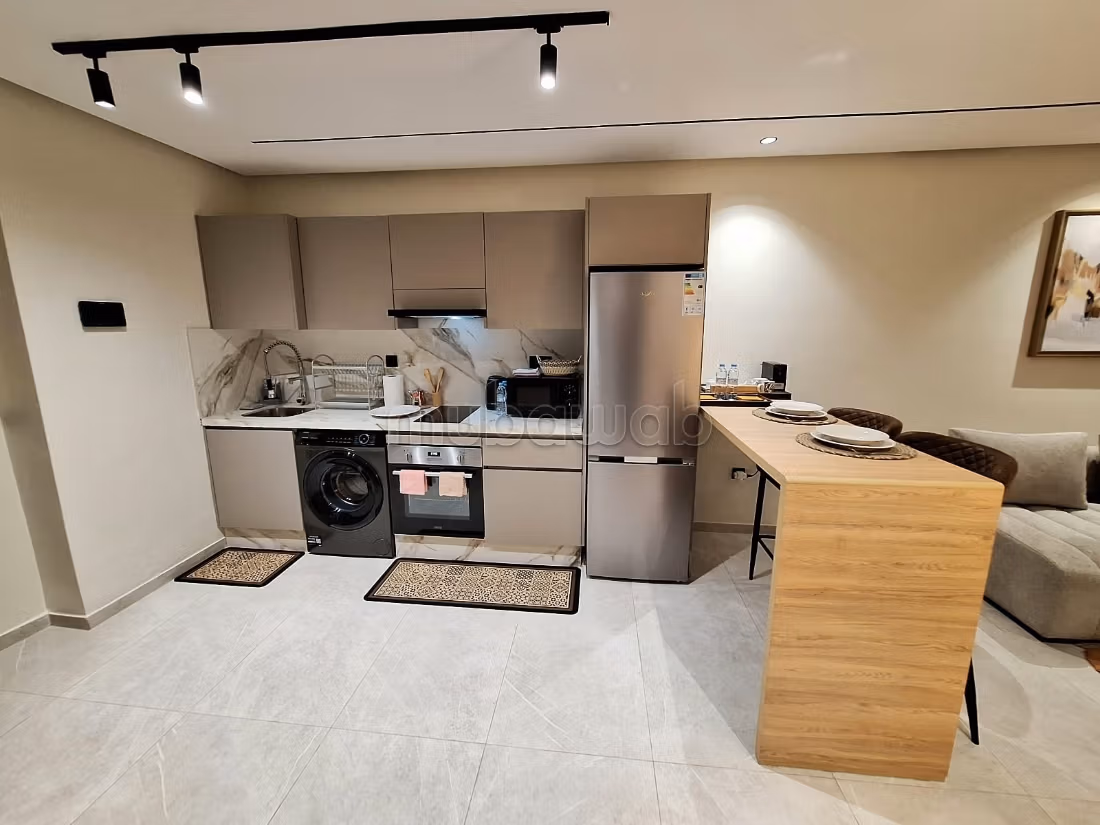Studio arredato in affitto Principesse