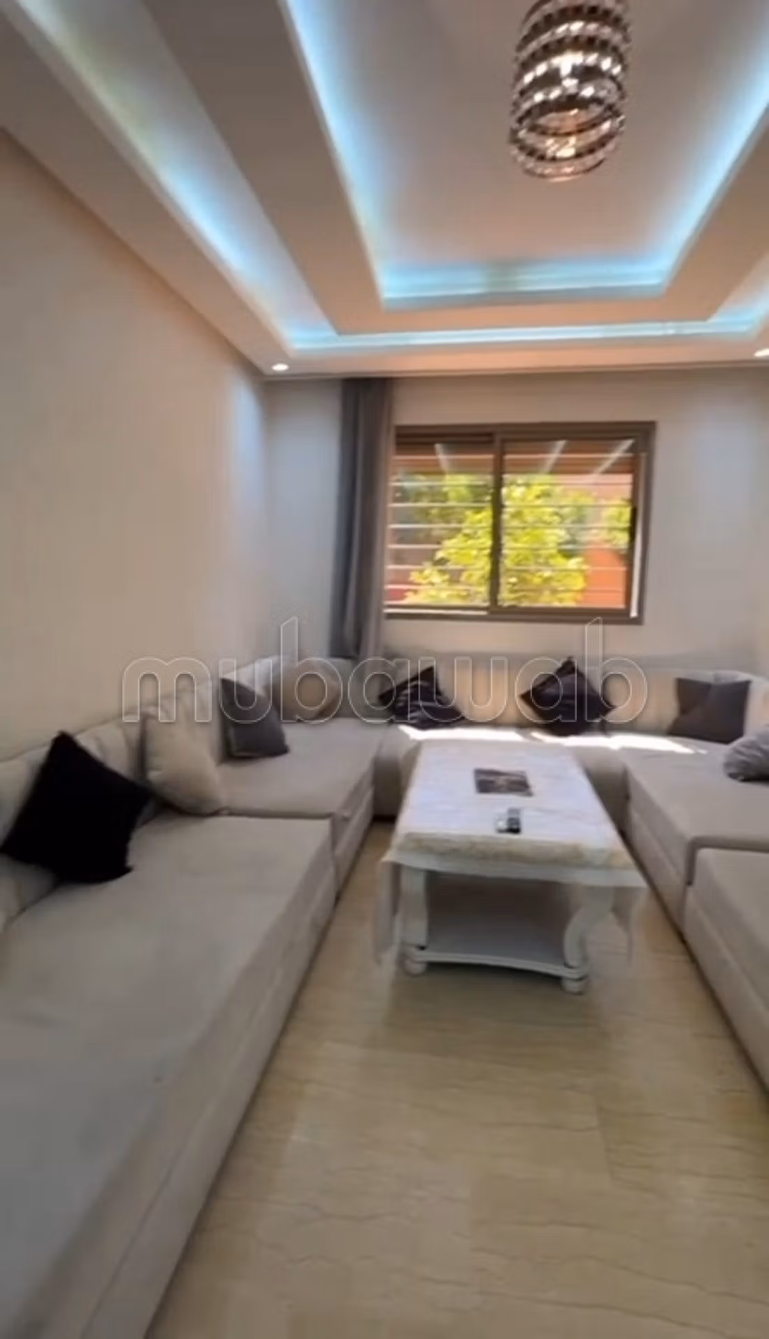 Duplex meublé 3 chambres à victor Hugo — 2