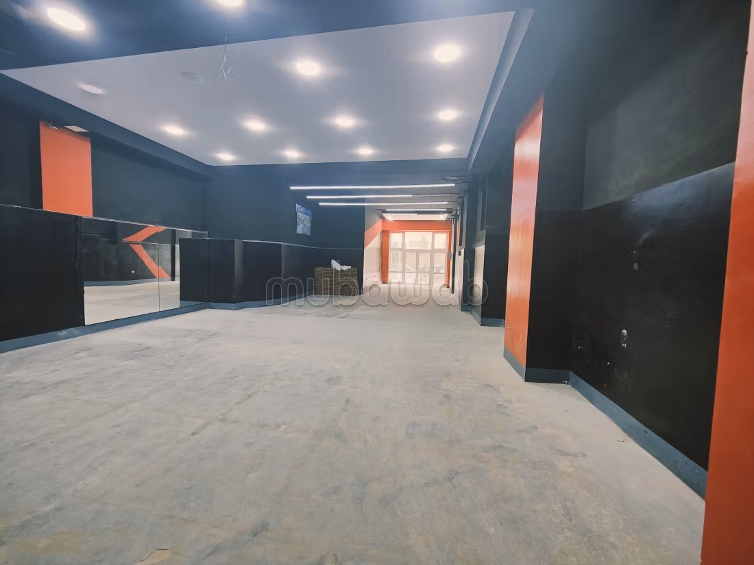 Local commercial à vendre Les princesses.
Superficie 153 m²