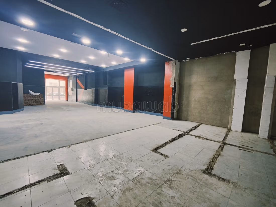 Local commercial à vendre Les princesses.
Superficie 153 m²