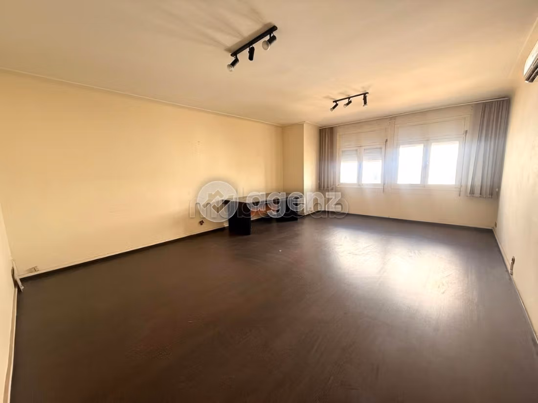 Bureau à vendre 156 m² Bir Anzarane Casablanca