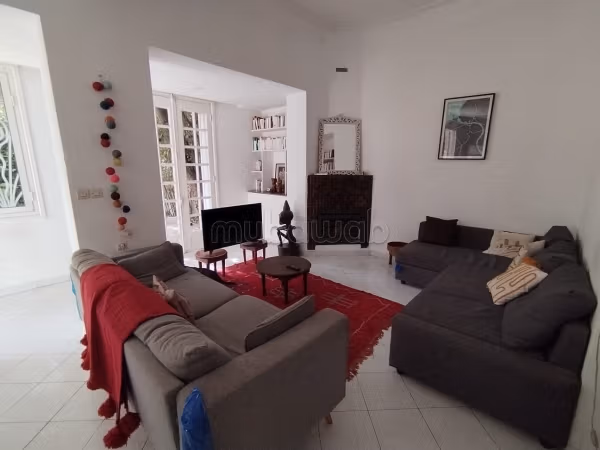 Belle Villa à Louer à Agdal