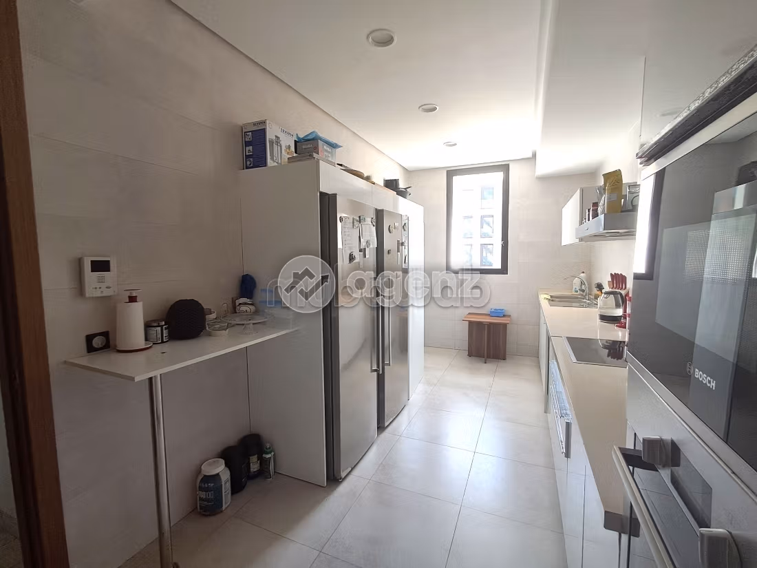 Appartement à vendre 186 m², 3 chambres Ain Diab Casablanca