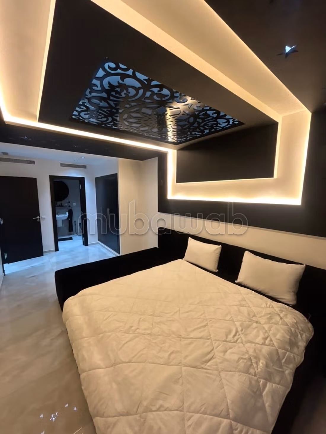 Vend appartement à De La Plage. 3 belles chambres. Ascenseur et stationnement — 2