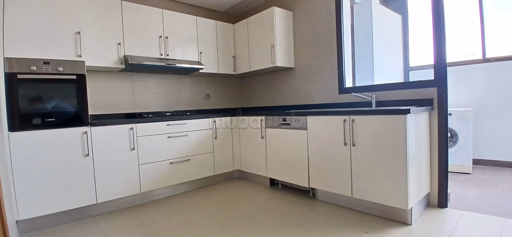 EXCLUSIVITÉ – Appartement haut standing à louer vide à l'Orangeraie Souissi — 4