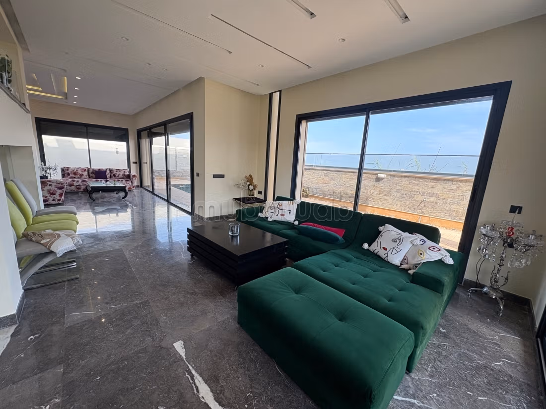 Villa de 4 chambres meublée pieds dans l’eau