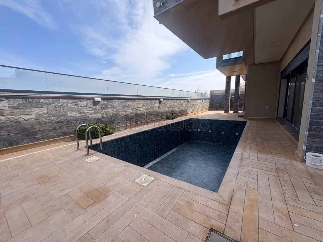 Villa de 4 chambres meublée pieds dans l’eau