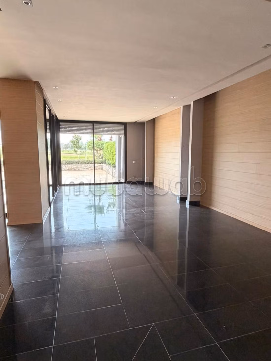 À vendre – villa front de golf plein sud