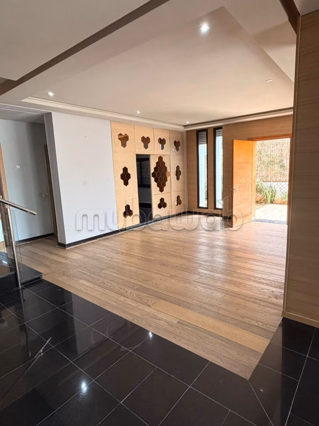 À vendre – villa front de golf plein sud