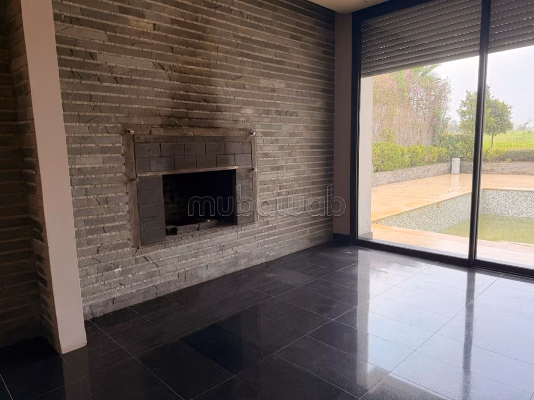 À vendre – villa front de golf plein sud
