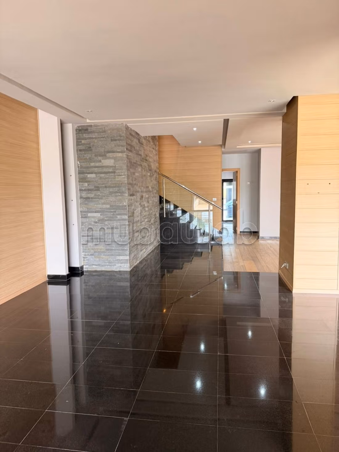 À vendre – villa front de golf plein sud