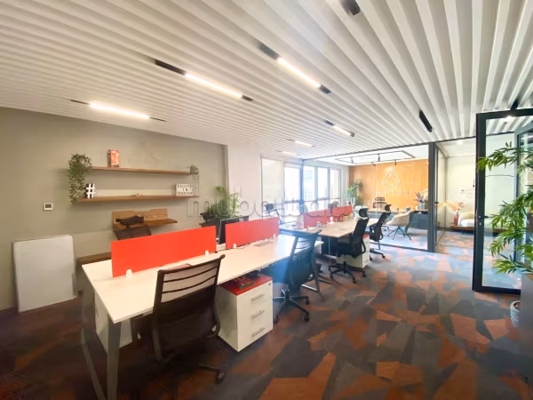 Plataforma de oficina 80m² Sidi Maarouf