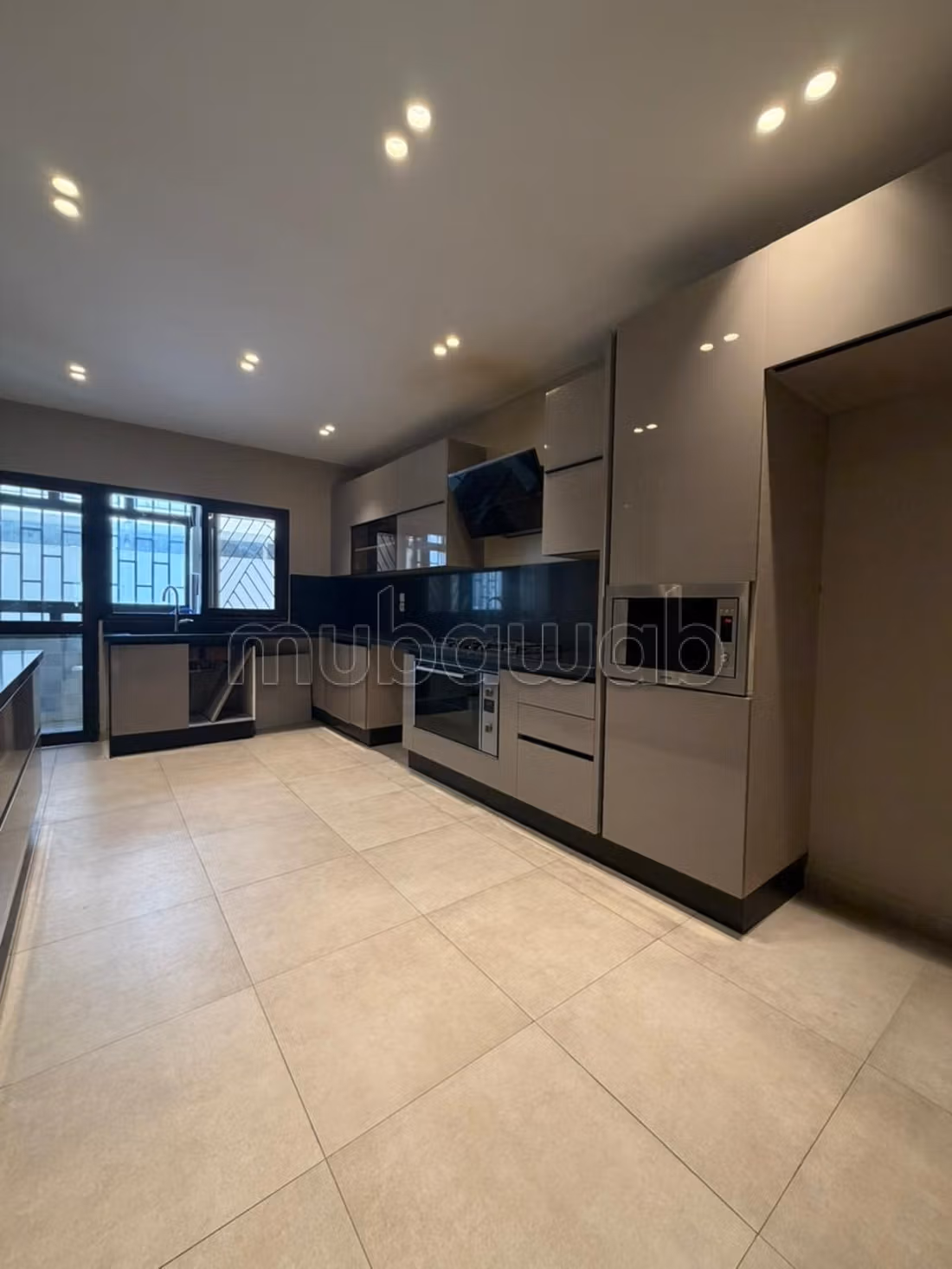 Appartement 210 m² à Maârif — 13
