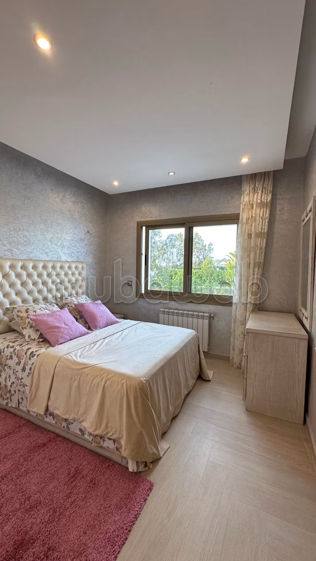 A LOUER: Villa splendide avec jardin à Rmilat