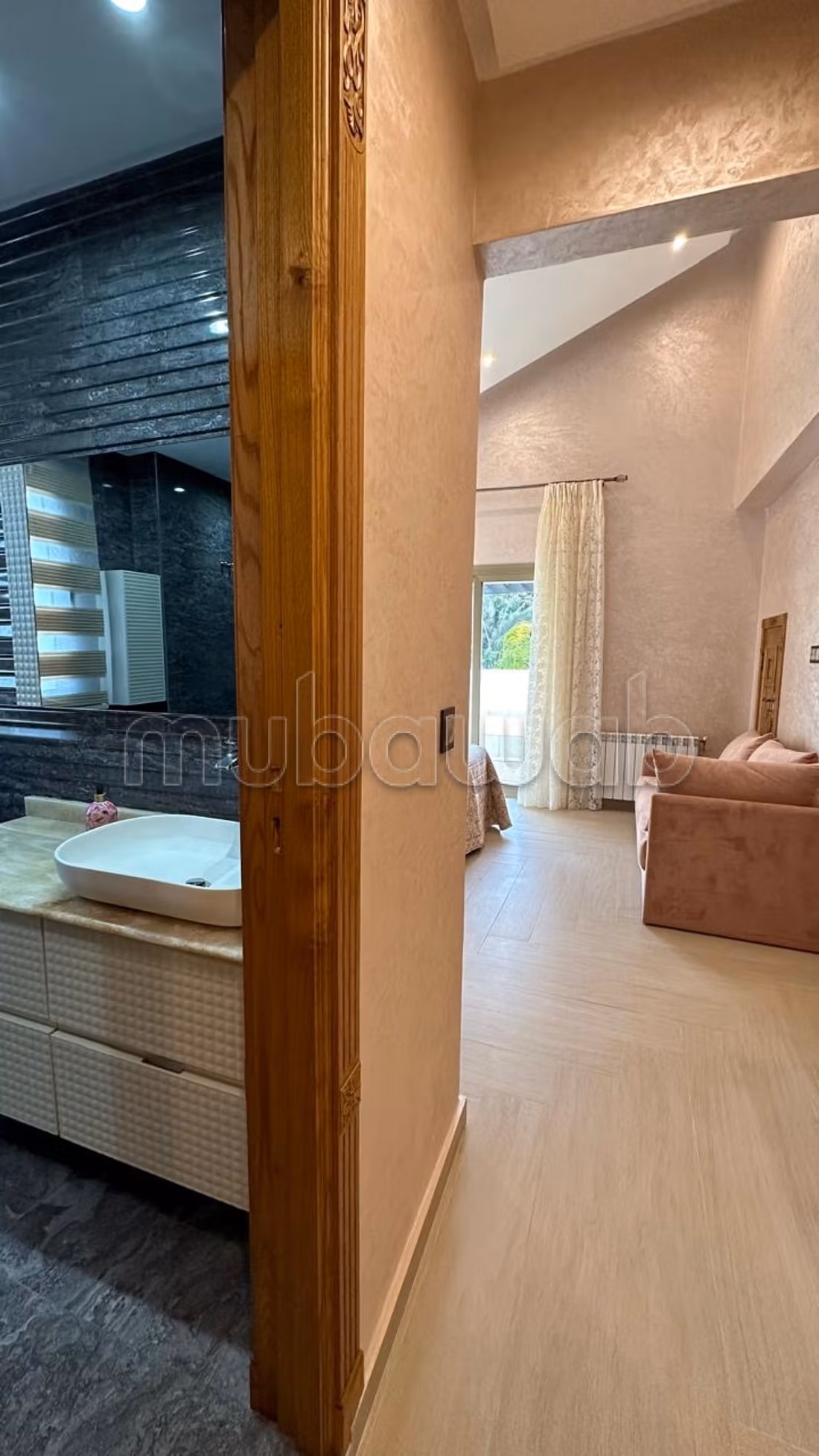 A LOUER: Villa splendide avec jardin à Rmilat