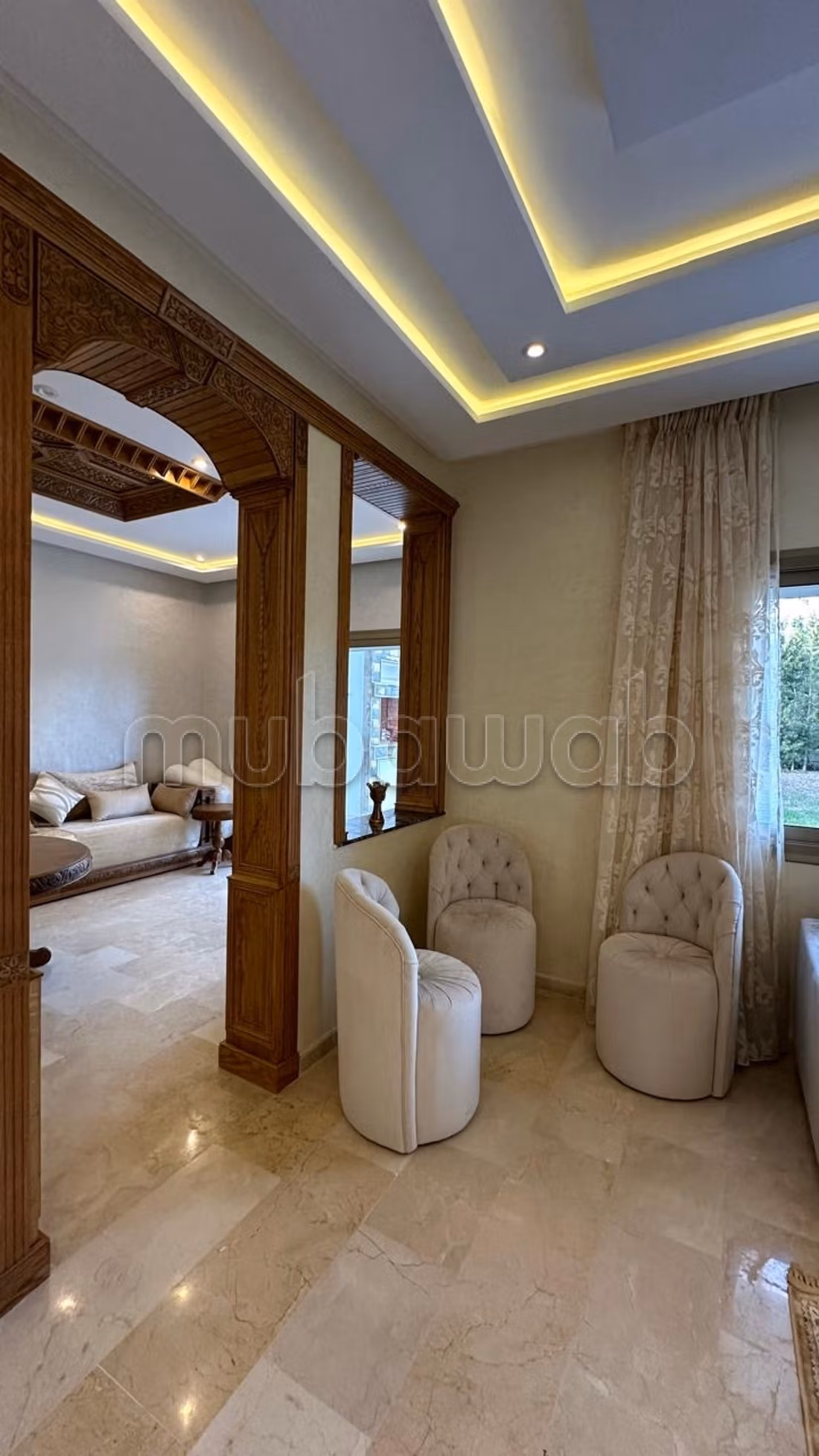 A LOUER: Villa splendide avec jardin à Rmilat
