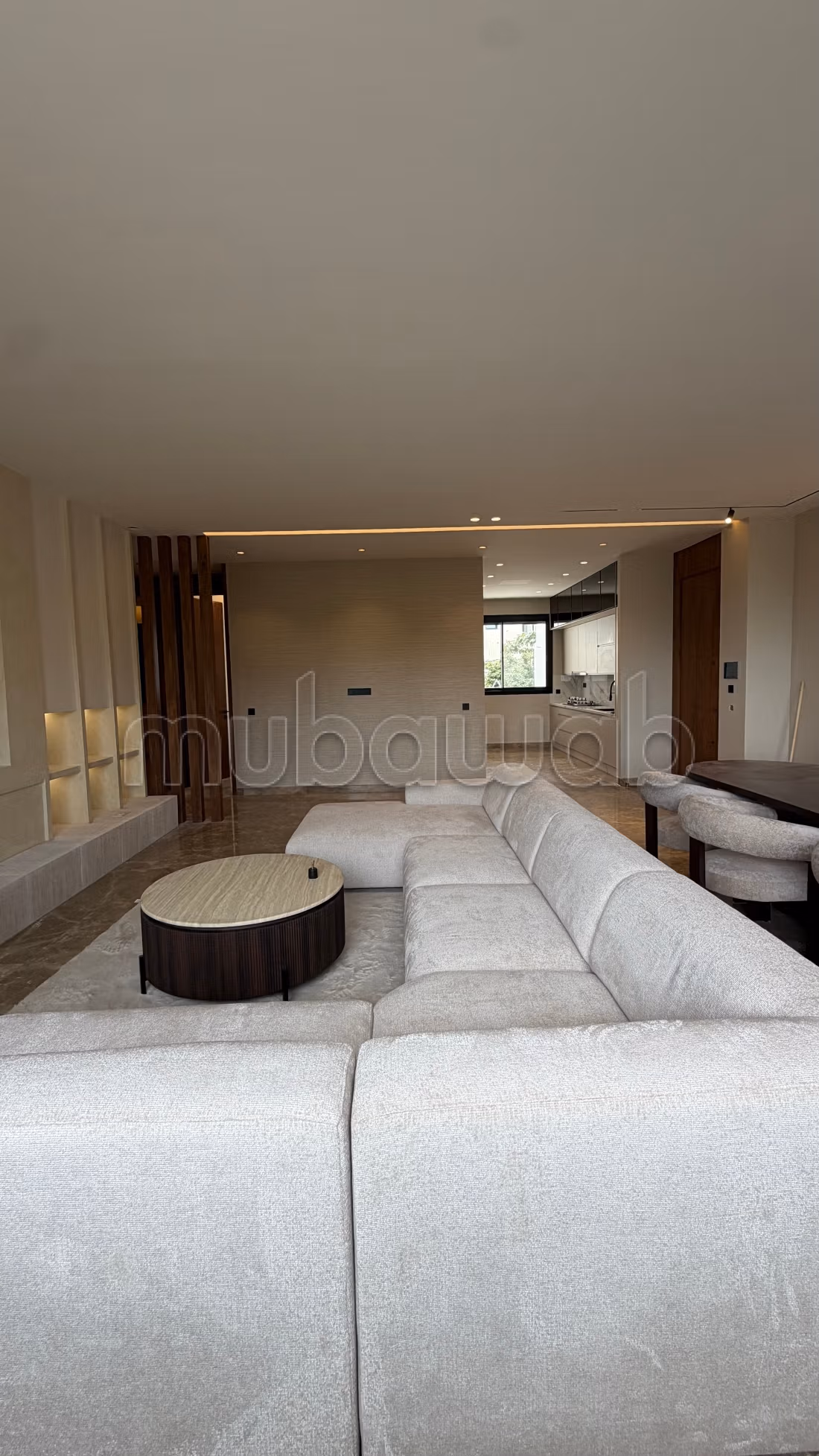 A LOUER: Appartement neuf Haut Standing avec piscine à Boubana — 4
