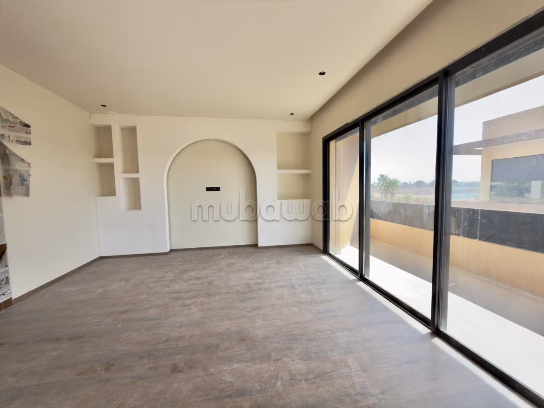 Villa con 5 Suite in Affitto – MYSK LOM26073
