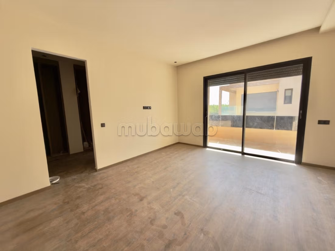 Villa con 5 Suite in Affitto – MYSK LOM26073