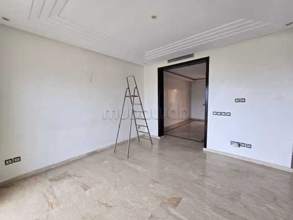 Appartement a louer sur Hay Riad