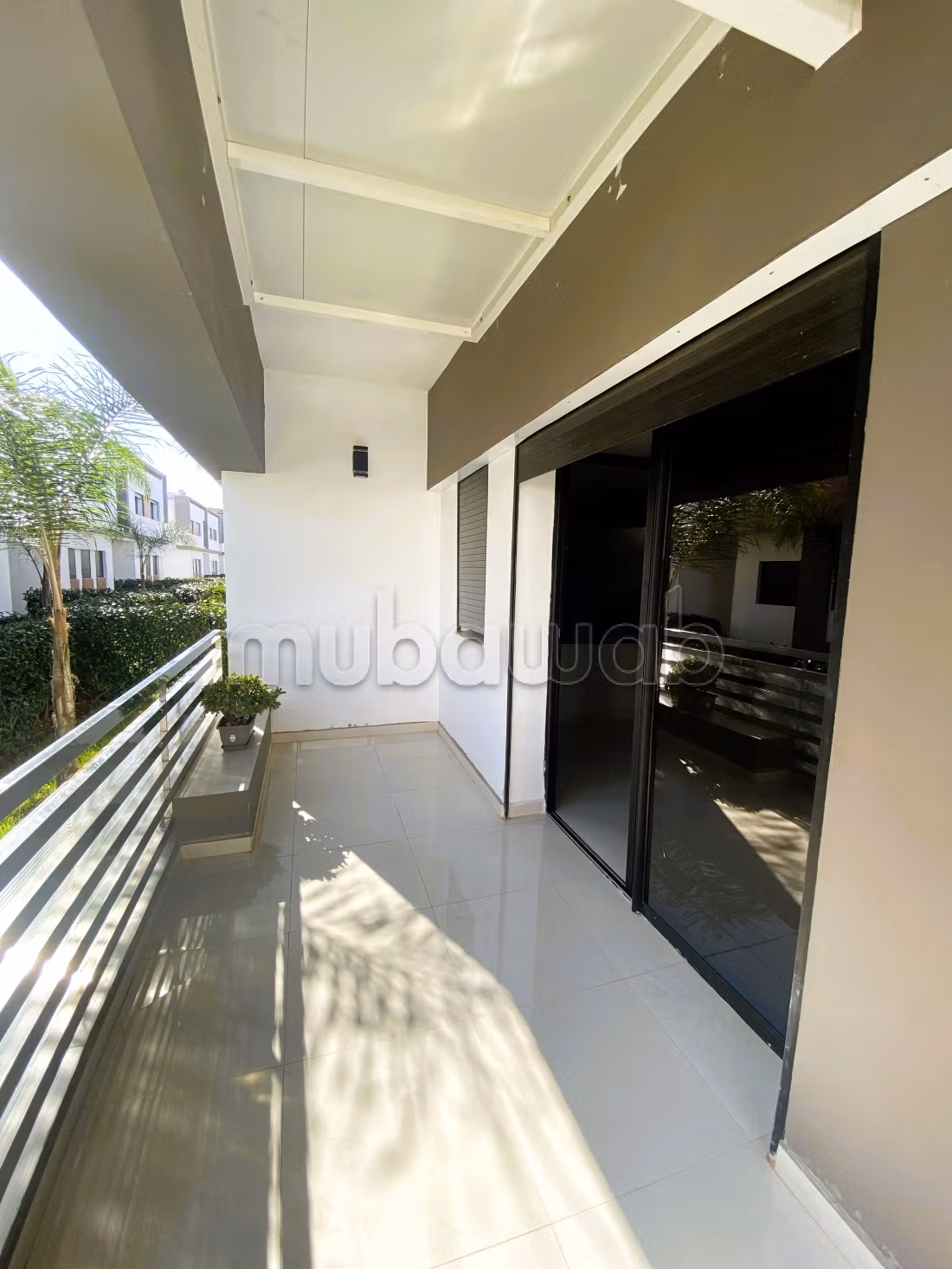 360 m² Corner Triplex Villa