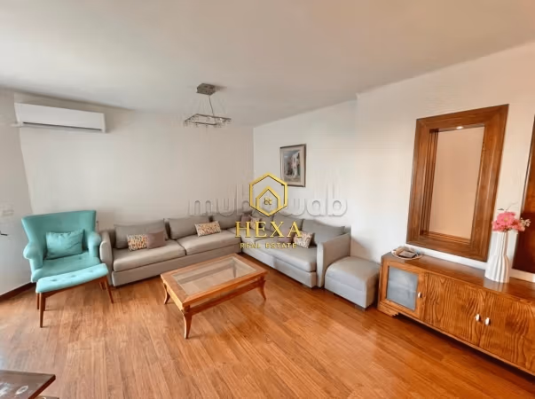 A louer étage de villa s3 meublé avec Jardin à La Marsa
