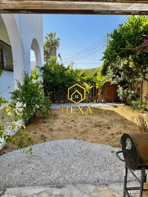A louer étage de villa s3 meublé avec Jardin à La Marsa
