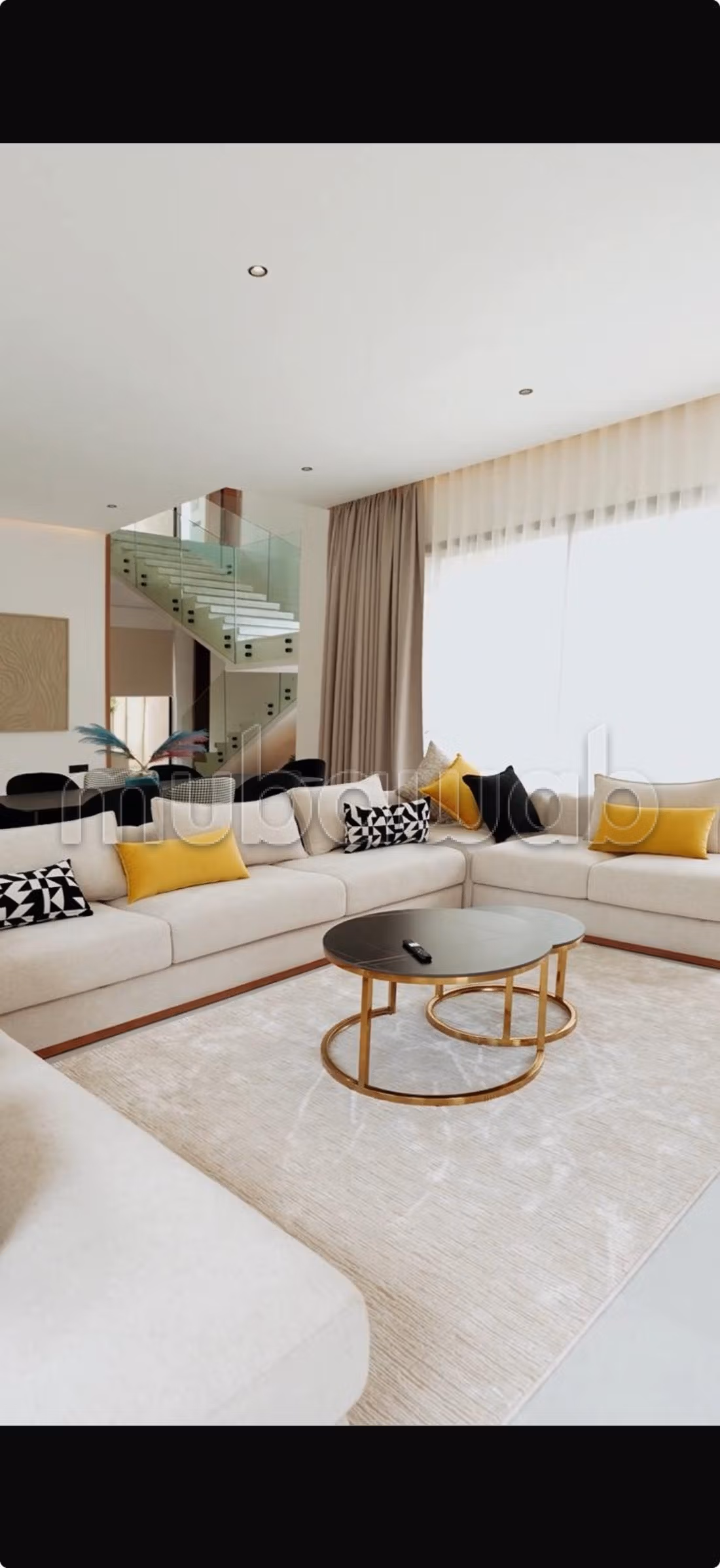Maison de luxe à louer à Route de l'Ourika.
Surface de 360 m².
Meublé