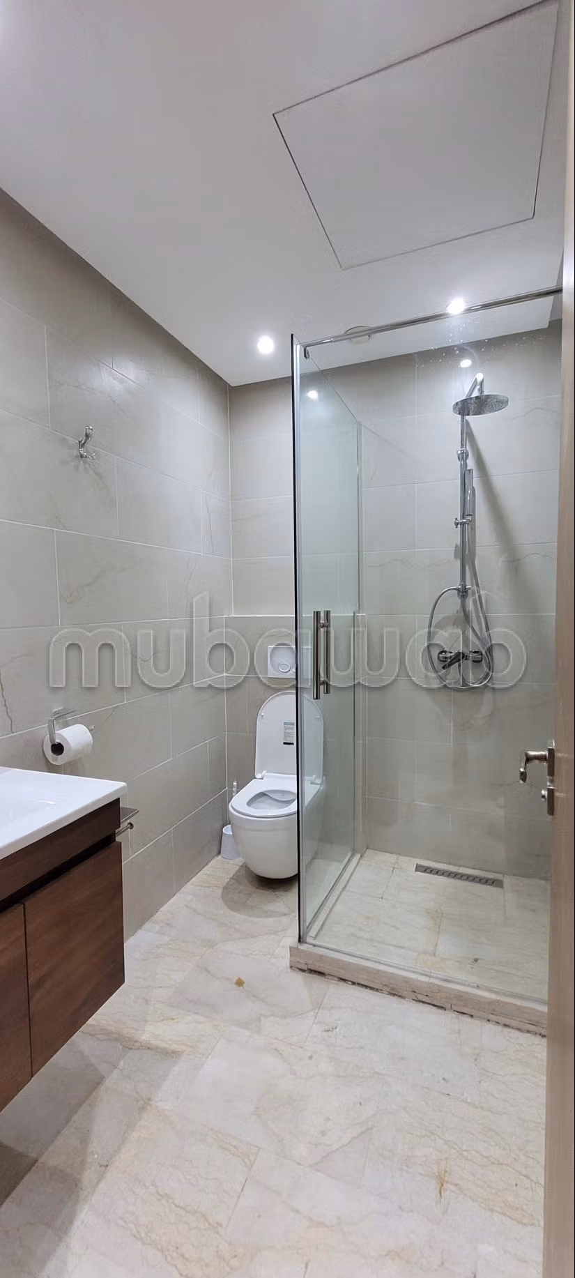 Appartement entièrement meublé à louer longue durée
