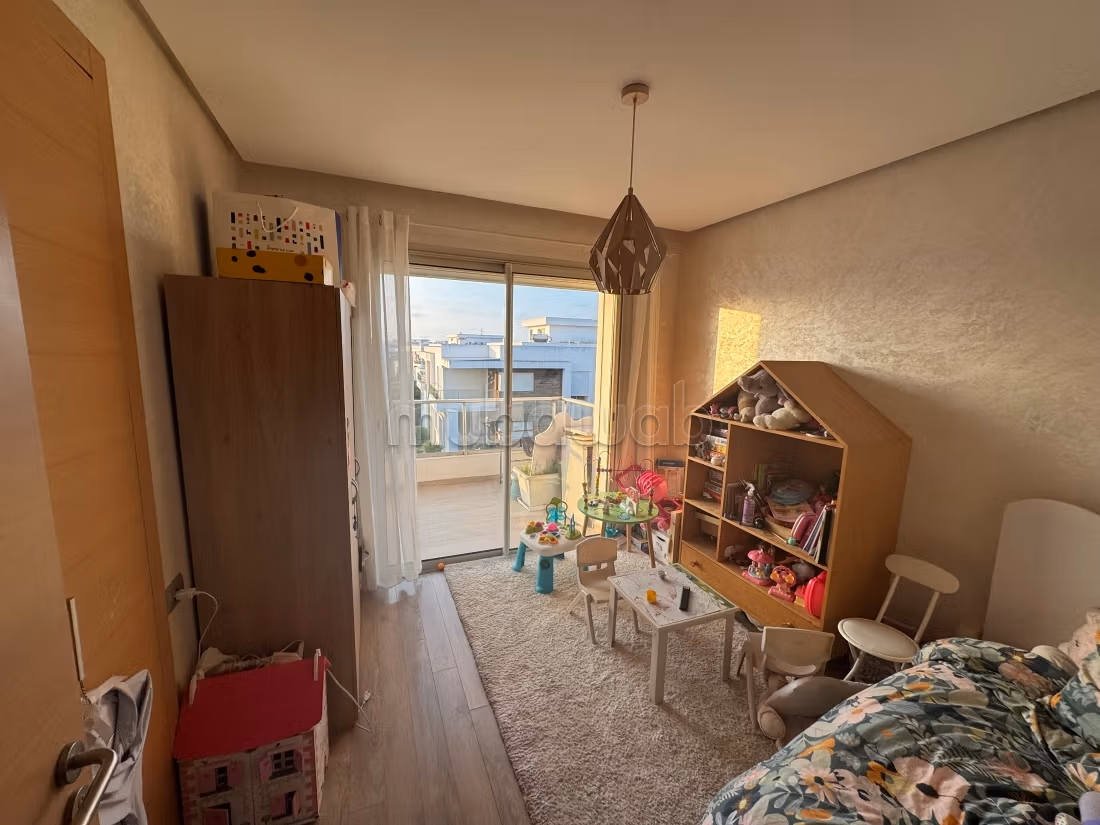 Appartement à vendre à Ville Verte. 1 Pièce — 4