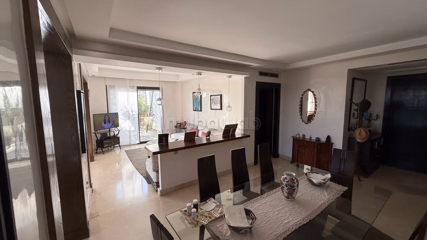 Appartement à l'achat à Ville Verte. Surface totale 410 m². Terrasse et jardin