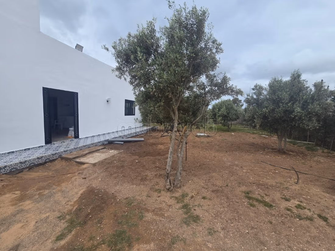 Villa con 3 camere da letto e giardino su 1500 m²