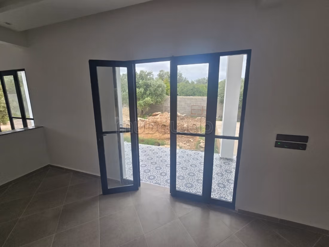 Villa con 3 camere da letto e giardino su 1500 m²