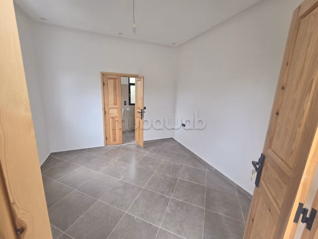 Villa con 3 camere da letto e giardino su 1500 m²