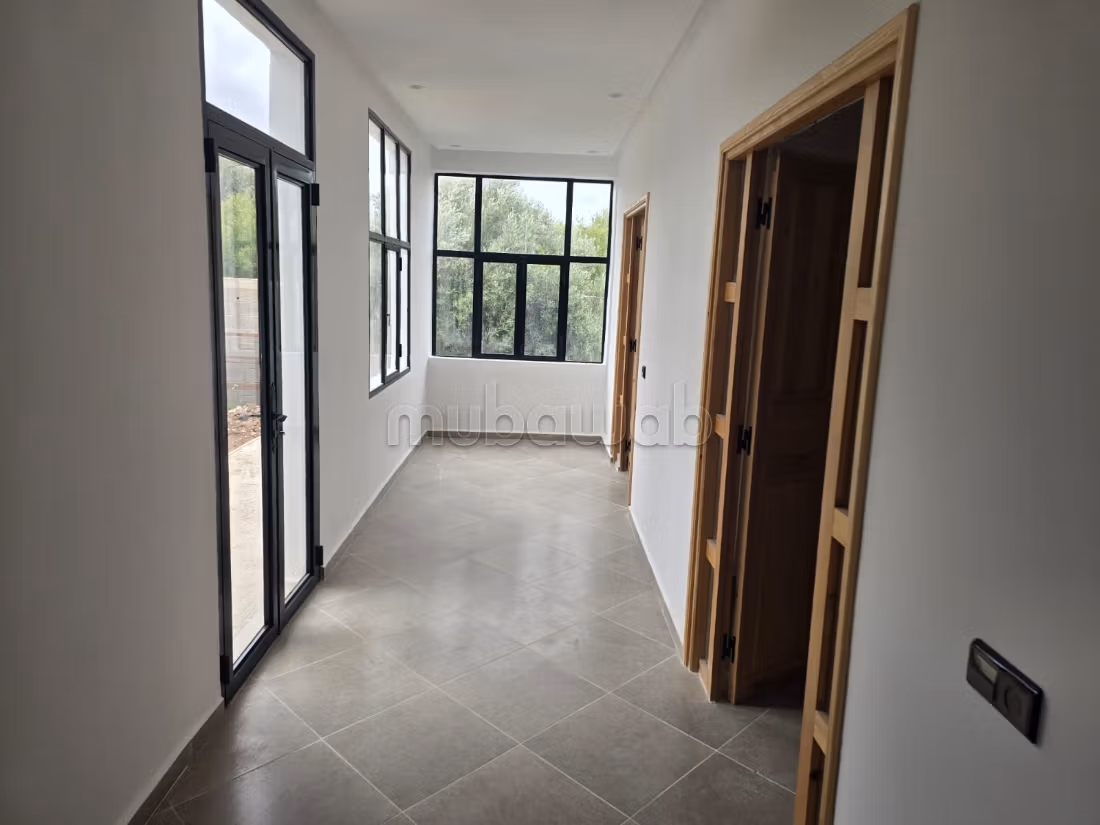 Villa con 3 camere da letto e giardino su 1500 m²