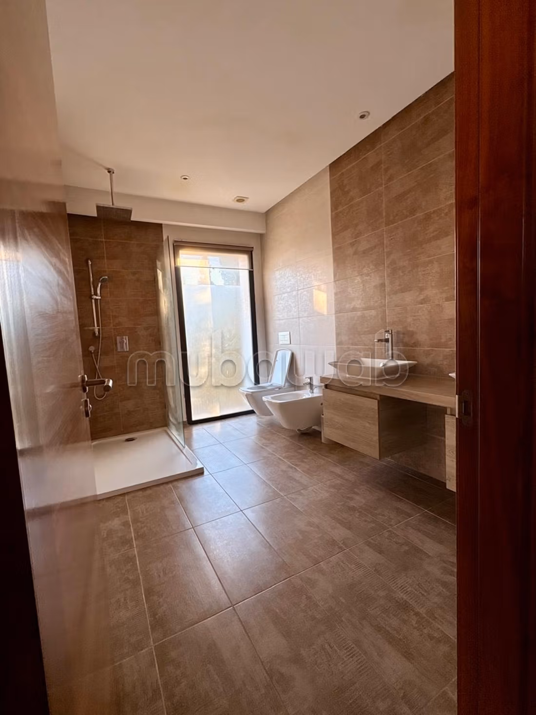 Villa semi meublée à louer à Darbouazza