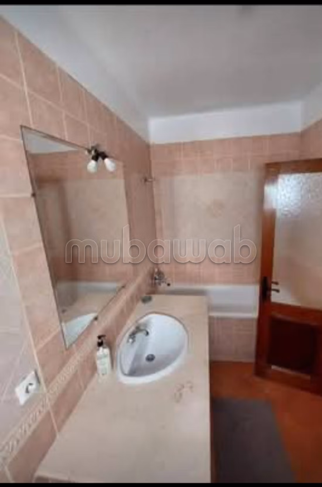 Appartamento in affitto. 2 camere da letto. Sistema di sicurezza e antenna parabolica