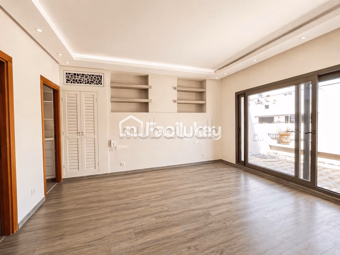 Appartamento di 300 m² a Casablanca