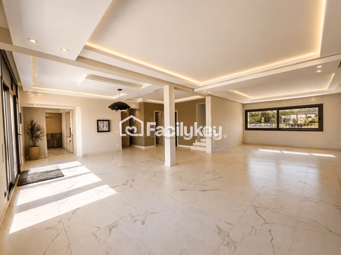 Appartamento di 300 m² a Casablanca