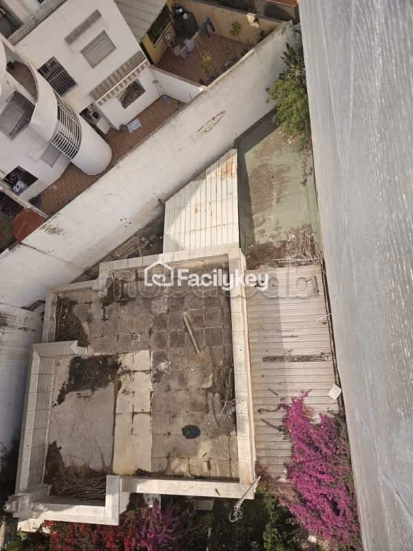 Terrain de 430 m² à Casablanca