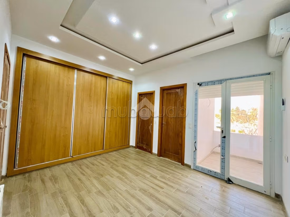 Etage de villa en location